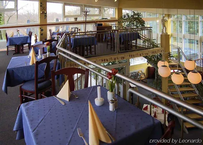 Hotel Grossbeeren 3*